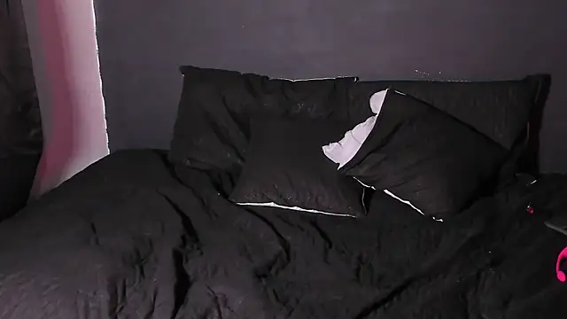 Snapshot of Dylanwhite23_ chatting on October 14, 2025, 11:05 pm Dylanwhite23 online show from October 14, 2025, 11:05 pm