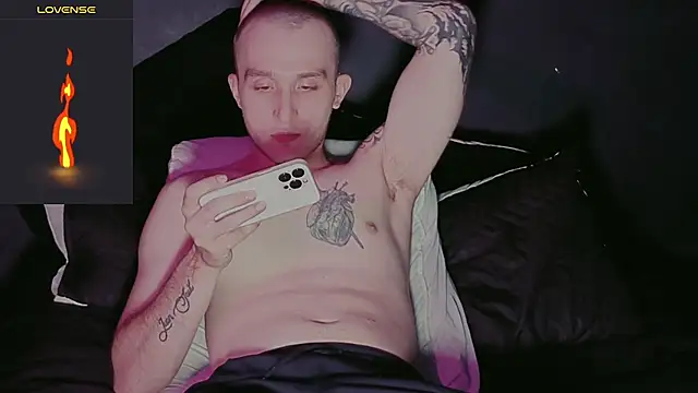 Snapshot of Dylanwhite23_ chatting on January 31, 2026, 9:46 pm Dylanwhite23 online show from January 31, 2026, 9:46 pm