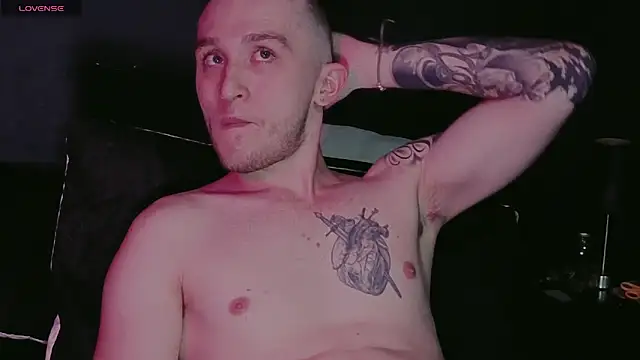 Snapshot of Dylanwhite23_ chatting on February 4, 2026, 3:45 am Dylanwhite23 online show from February 4, 2026, 3:45 am