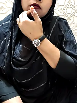 Indian-Nazia online show from November 26, 2025, 4:41 pm