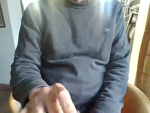 Snapshot of Raimundo1971 chatting on June 30, 2026, 3:35 pm Raimundo1971 online show from June 30, 2026, 3:35 pm