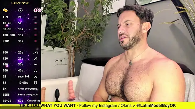 arielenbsas online show from March 13, 2025, 3:54 am