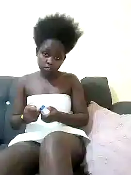 Sweetcecie01 online show from March 22, 2025, 9:53 pm