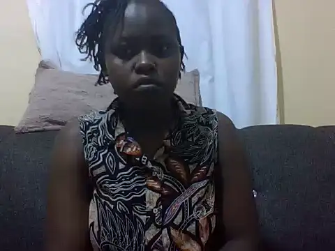 Sweetcecie01 online show from February 14, 2026, 10:17 pm