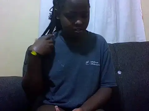 Snapshot of Sweetcecie01 chatting on June 5, 2026, 8:25 pm Sweetcecie01 online show from June 5, 2026, 8:25 pm