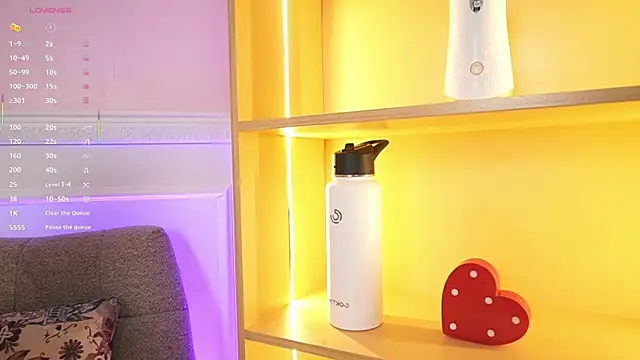 Anybuny online show from October 25, 2025, 2:24 pm