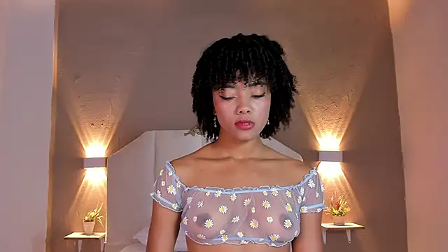 Juliette  3 online show from April 20, 2026, 1:36 pm