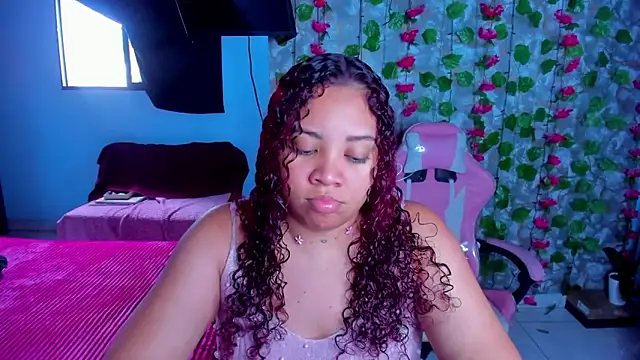 AngelaCoffee online show from April 21, 2026, 8:12 pm