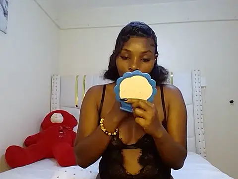 Tamia love200 online show from February 16, 2026, 11:39 am