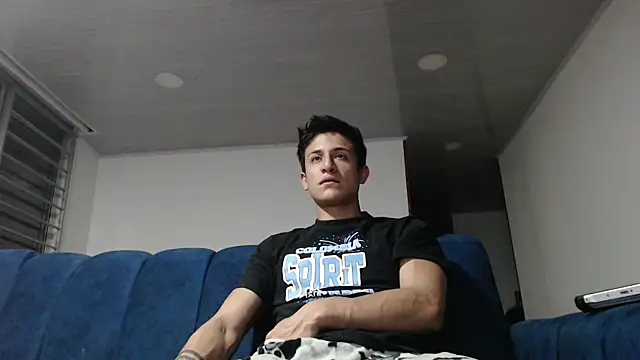 ashely ryan24 online show from January 23, 2025, 11:58 pm