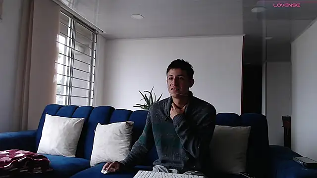 ashely ryan24 online show from March 11, 2025, 12:50 pm