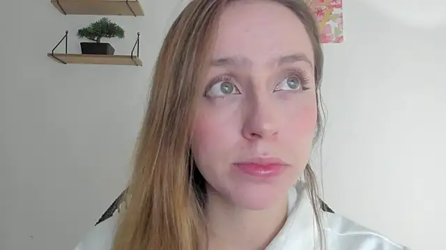 Snapshot of SofiaGc chatting on December 22, 2024, 4:17 am SofiaGc online show from December 22, 2024, 4:17 am