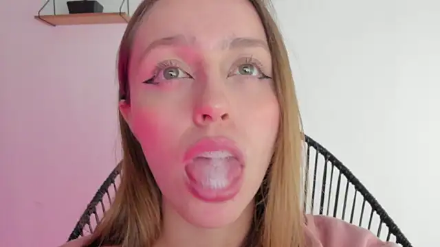 Snapshot of SofiaGc chatting on December 29, 2024, 6:24 am SofiaGc online show from December 29, 2024, 6:24 am