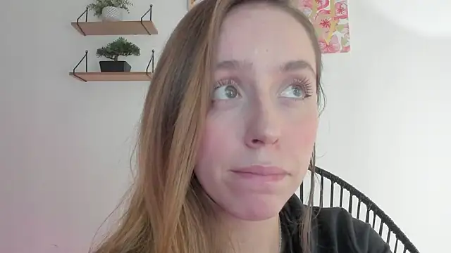 Snapshot of SofiaGc chatting on January 9, 2025, 2:43 am SofiaGc online show from January 9, 2025, 2:43 am