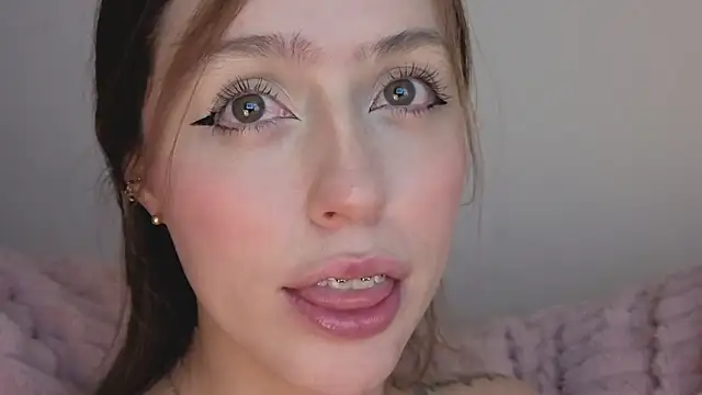 Snapshot of SofiaGc chatting on October 23, 2025, 3:39 am SofiaGc online show from October 23, 2025, 3:39 am