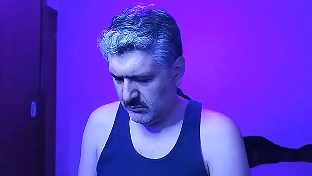 BushBator online show from November 26, 2025, 7:31 am