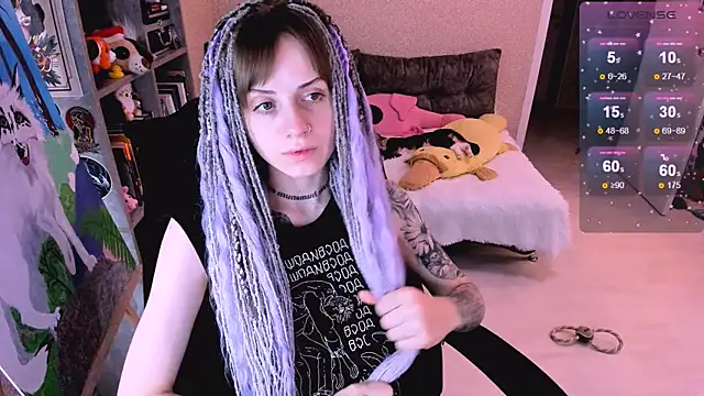 NaniMoore online show from December 2, 2024, 11:34 am