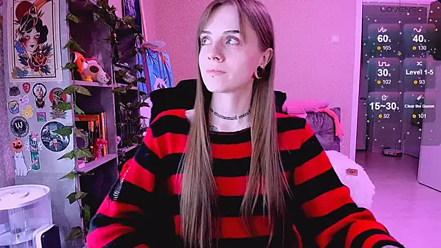 NaniMoore online show from January 21, 2025, 8:43 pm