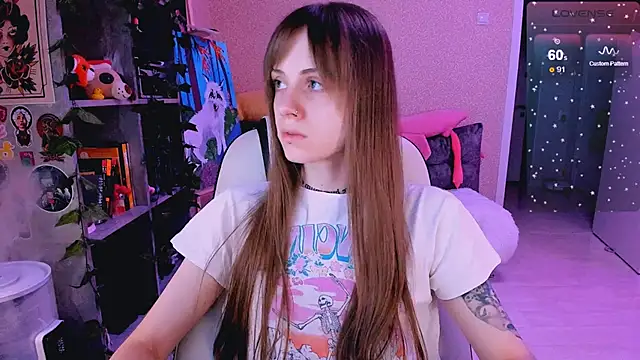 NaniMoore online show from February 18, 2025, 8:14 pm