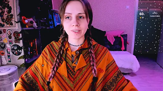 NaniMoore online show from March 17, 2025, 2:19 am