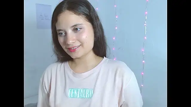 auroraa sexy online show from January 17, 2025, 7:05 pm