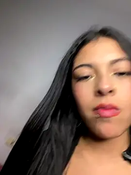 Dulce-diosa online show from September 21, 2025, 1:18 am