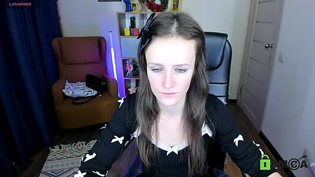 FrancescaCollins online show from December 24, 2024, 6:22 am