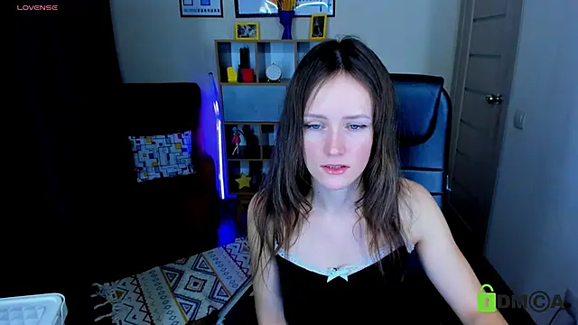 FrancescaCollins online show from January 28, 2025, 7:32 am