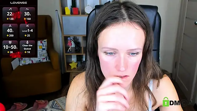 FrancescaCollins online show from January 28, 2025, 1:38 pm