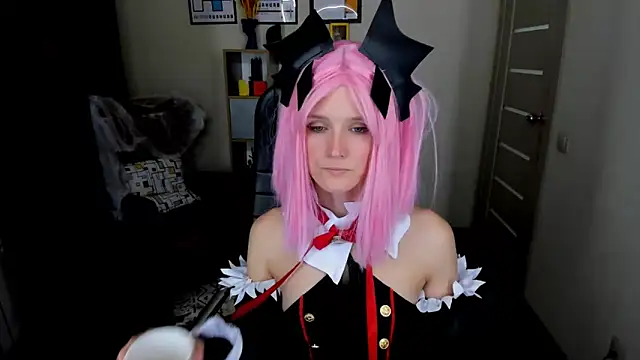 FrancescaCollins online show from October 27, 2025, 4:33 pm