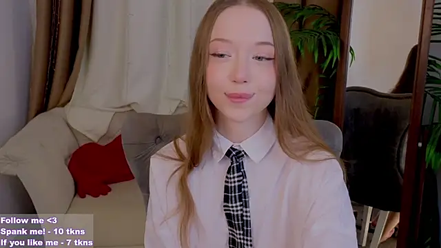 VioletMills online show from February 20, 2025, 8:58 pm