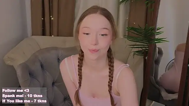 VioletMills online show from March 19, 2025, 9:37 pm