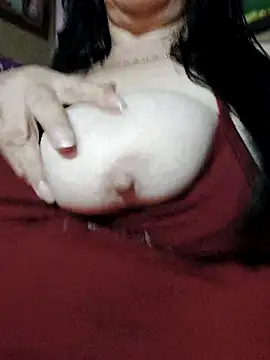 clarita 01 online show from November 19, 2025, 10:48 am