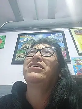 clarita 01 online show from June 1, 2026, 1:51 am