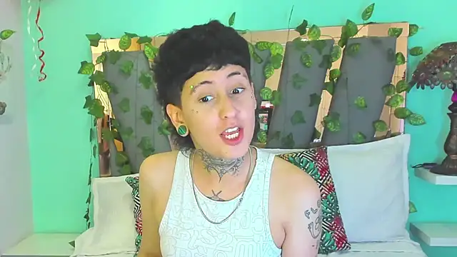 Ethan lennox online show from February 18, 2026, 10:06 pm