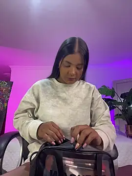 Snapshot of JANYLOVE__ chatting on June 3, 2026, 10:51 am JANYLOVE online show from June 3, 2026, 10:51 am