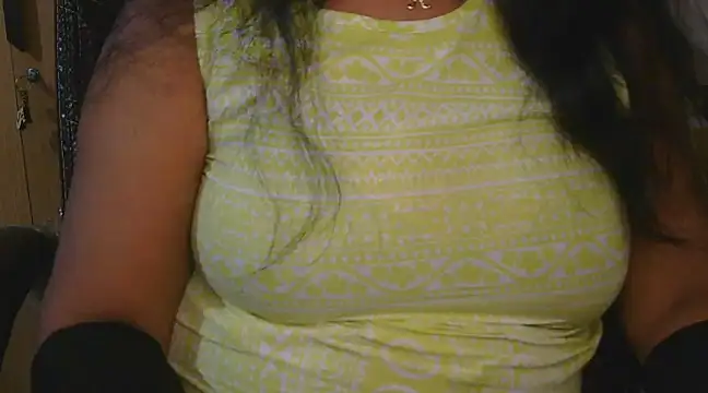 Snapshot of Cute_Ruhi99 chatting on March 3, 2025, 7:21 am Cute Ruhi99 online show from March 3, 2025, 7:21 am