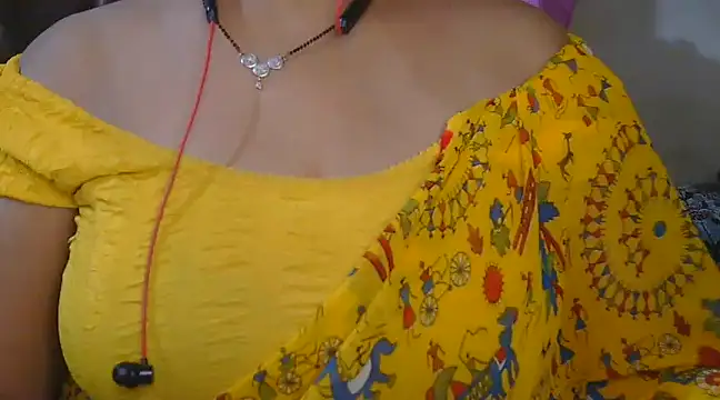 Snapshot of Cute_Ruhi99 chatting on March 17, 2025, 9:22 am Cute Ruhi99 online show from March 17, 2025, 9:22 am