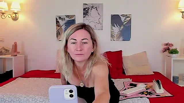 AriFleow online show from December 26, 2024, 11:32 am