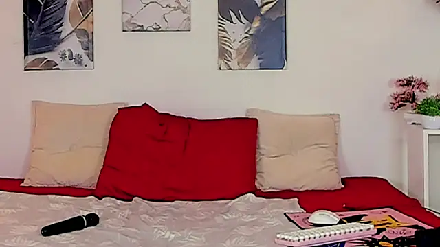 AriFleow online show from February 7, 2025, 2:04 pm