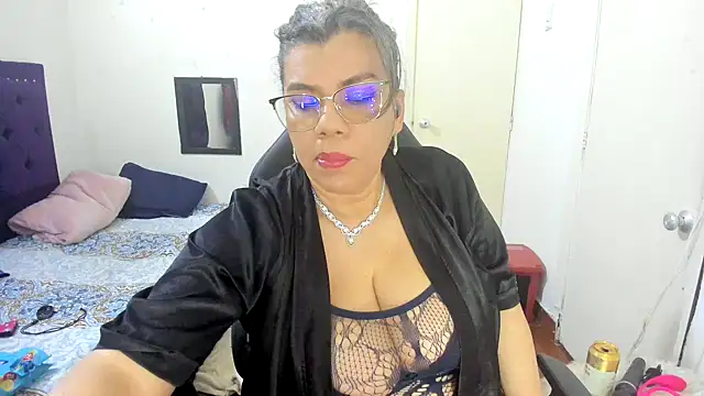 vikyadams online show from October 24, 2025, 11:23 pm