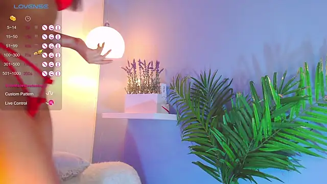 catalina  lovers online show from February 15, 2025, 10:52 pm