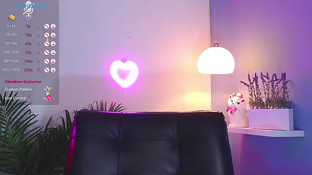 catalina  lovers online show from March 6, 2025, 7:54 pm