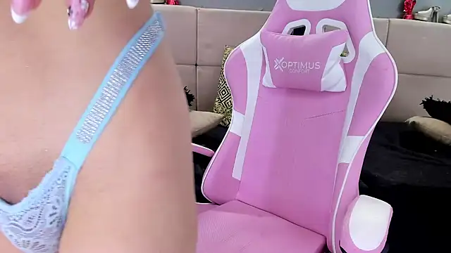 PamelaAnderson 2 online show from February 8, 2025, 7:48 am