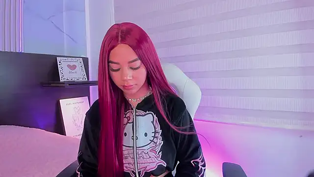 Violet spencer online show from February 25, 2025, 5:25 pm