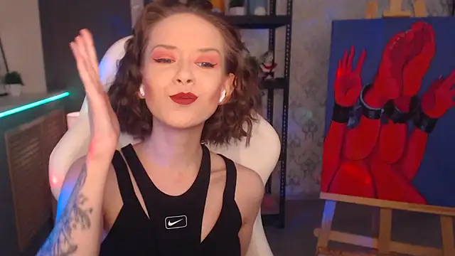 FascinatingEyess online show from January 6, 2025, 2:58 pm