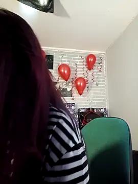 elizatexx online show from March 6, 2025, 3:13 am