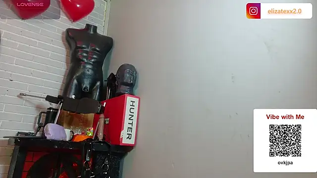 elizatexx online show from March 4, 2026, 9:10 pm