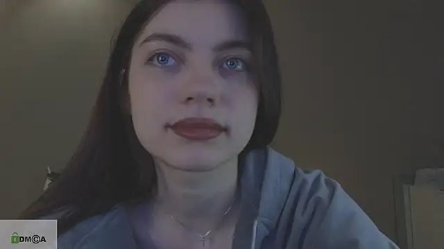 katty  cat online show from December 25, 2024, 1:09 pm