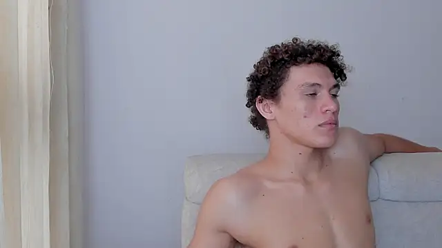 laurent nova online show from February 15, 2025, 2:22 pm